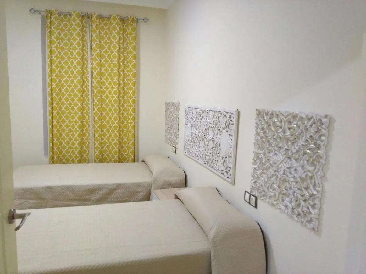 Hostal Colon Cadiz Guest house